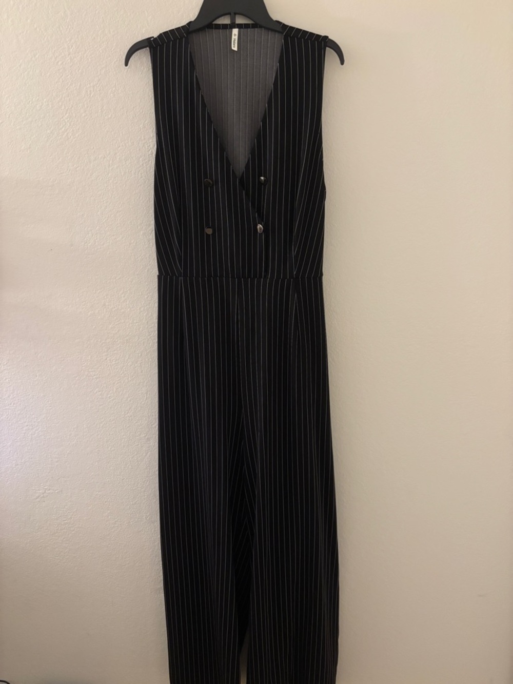 HALARA Black Pinstripe Double-Breasted V-Neck Jumpsuit